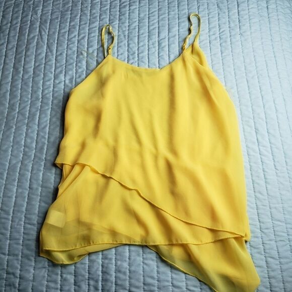 SUZY shier  gorgeous tank top, flowy layers. So pretty - Picture 3 of 7